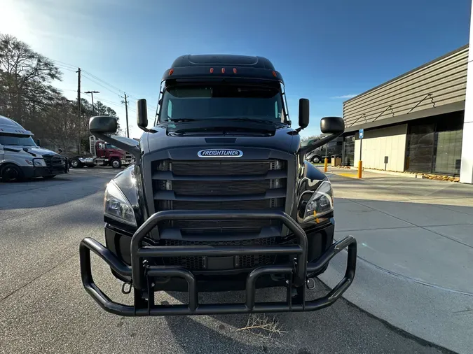 2023 FREIGHTLINER CASCADIA 126