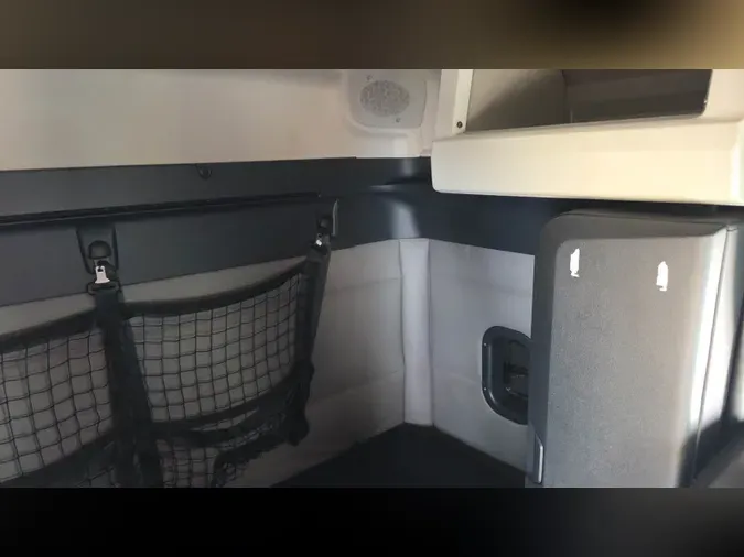 2019 Freightliner Cascadia 126