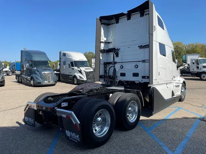 2026 VOLVO VNL64T8606a1cdb224a99994e6d7fb2984ddc0a01