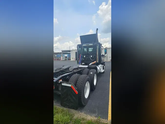 2019 FREIGHTLINER CASCADIA 125