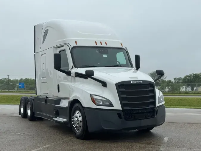 2022 FREIGHTLINER Cascadia 1266a236a8359f9bdb7682cc6c31ba58e2a