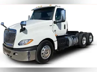 2019 International LT625