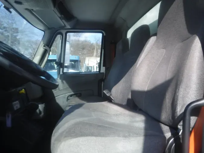2019 NAVISTAR INTERNATIONAL 4300
