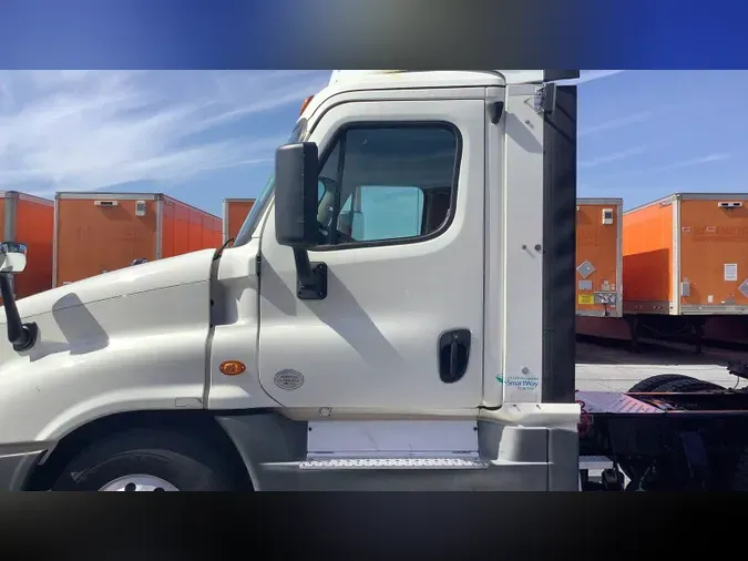 2019 Freightliner Cascadia 125