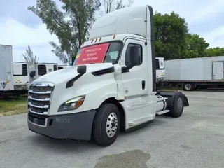 2019 FREIGHTLINER NEW CASCADIA 126