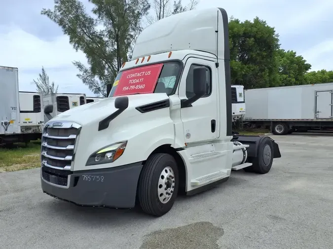 2019 FREIGHTLINER NEW CASCADIA 1266a2c8050b7ca460b007ce6a943ddc691