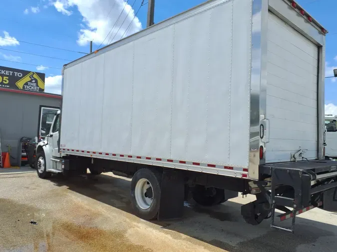 2017 FREIGHTLINER/MERCEDES M2 106