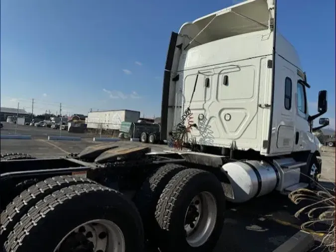 2020 FREIGHTLINER/MERCEDES NEW CASCADIA 116