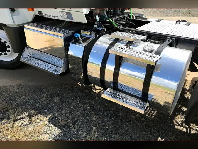 2019 INT LT625 6x4