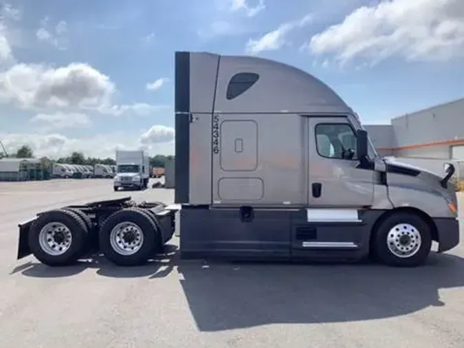 2023 Freightliner Cascadia