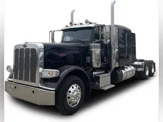 2022 Peterbilt 389