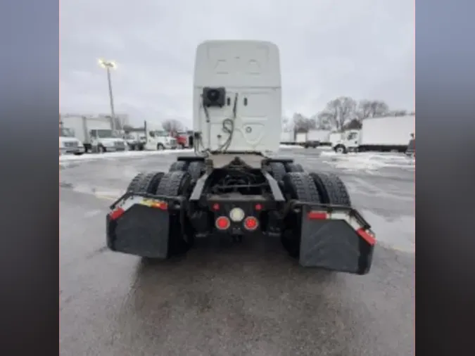 2020 FREIGHTLINER/MERCEDES NEW CASCADIA PX126646a3aa47f33f35b92eec4968abc1941f7