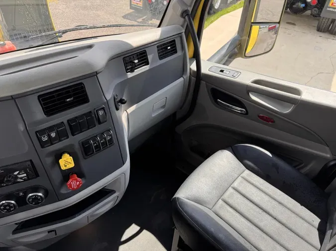 2021 Peterbilt 579