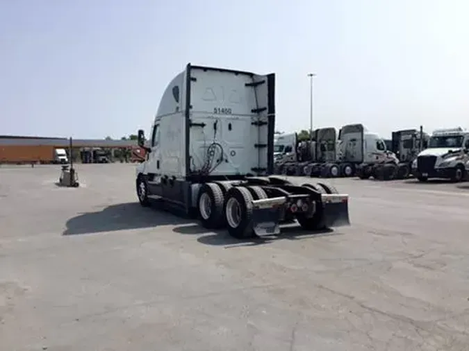 2021 Freightliner Cascadia