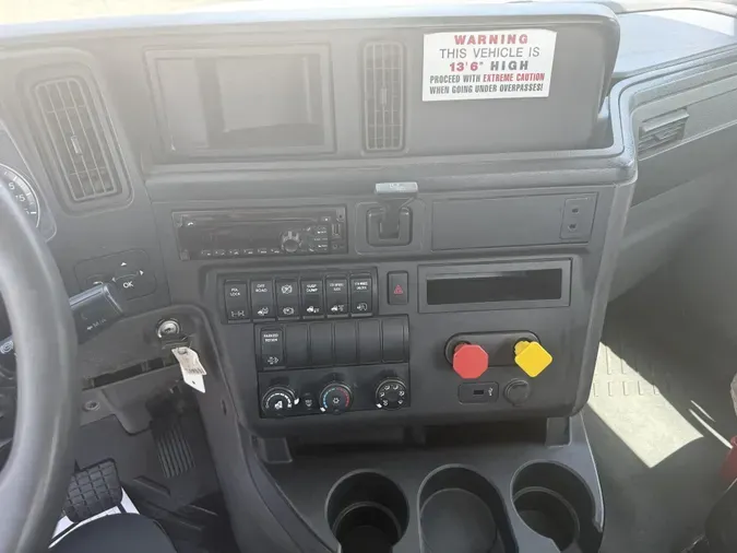 2018 International LT625