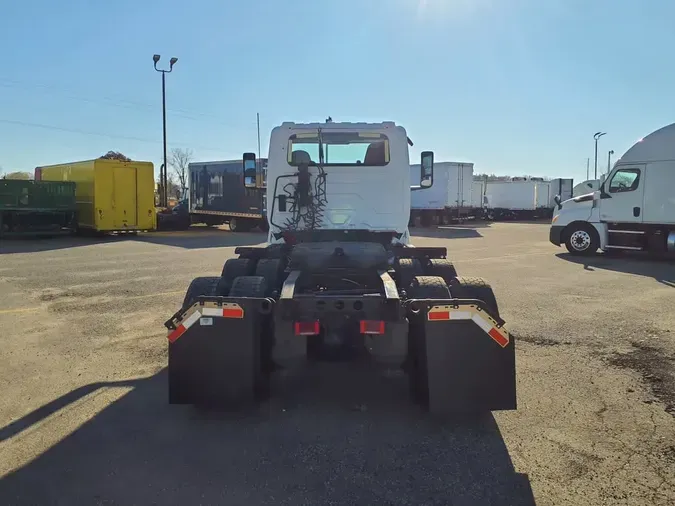2019 NAVISTAR INTERNATIONAL LT625 DAYCAB T/A6a427d911722b15a990dca43e86e54b7