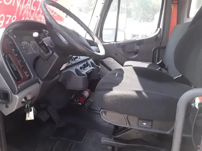 2020 FREIGHTLINER M2 106