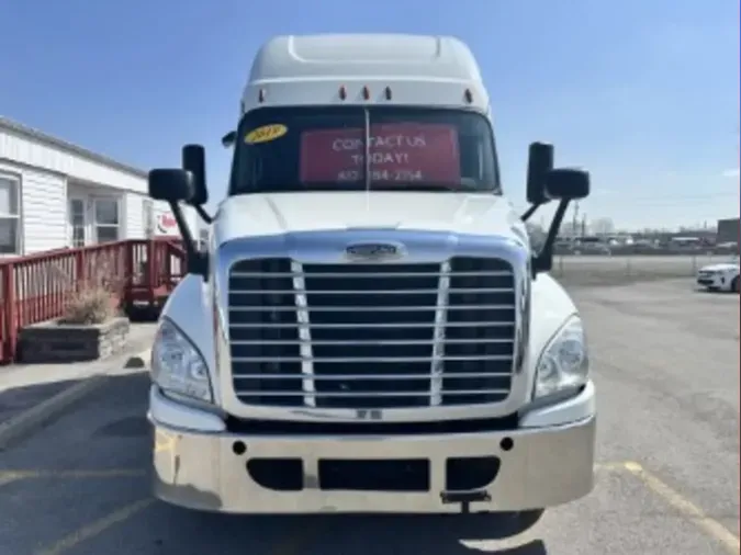 2019 FREIGHTLINER/MERCEDES CASCADIA 125