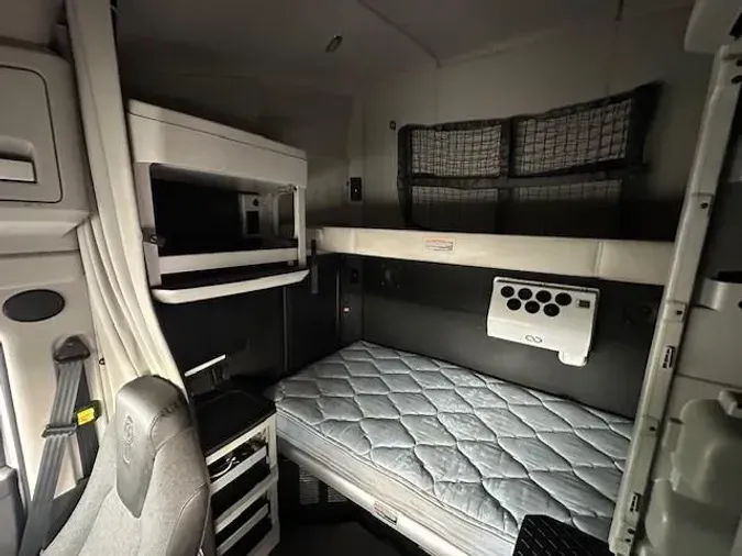 2022 Kenworth T6806a48046b045638a2ad732146b6c0b2ef