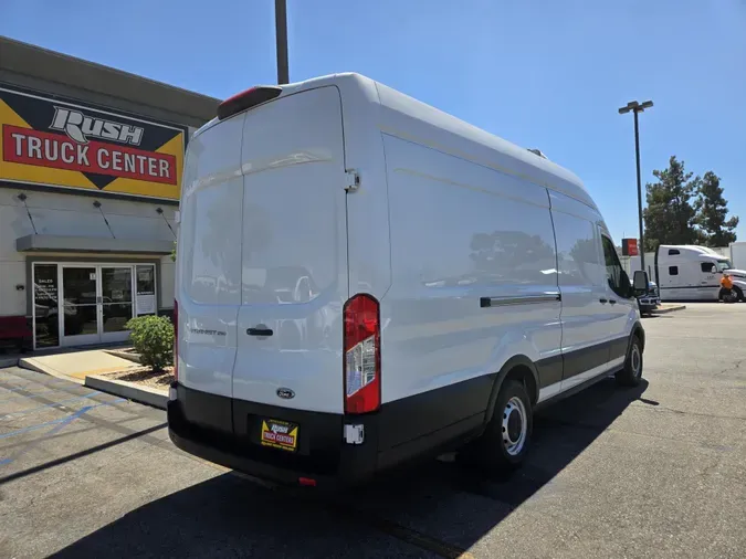 2022 Ford Transit-250