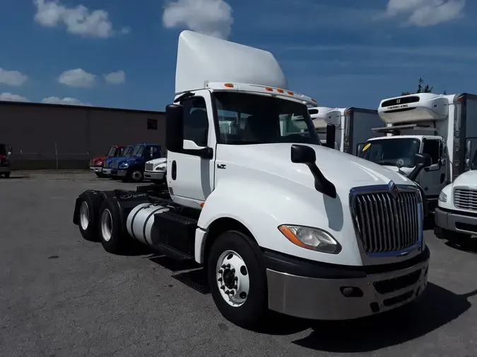 2019 NAVISTAR INTERNATIONAL LT625 DAYCAB T/A