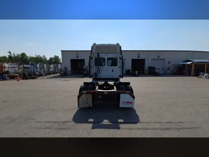 2019 Freightliner Cascadia 1266a4e1f1d66a86c3d51d87087f88ceae3