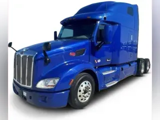 2022 Peterbilt 579