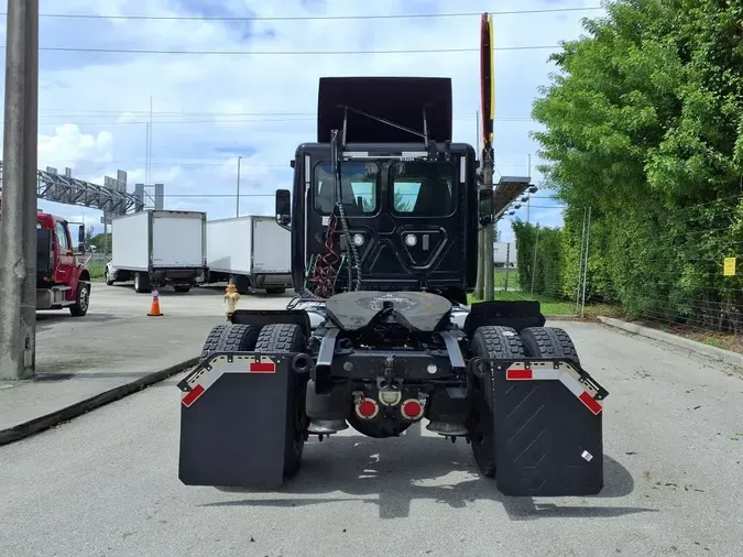 2020 FREIGHTLINER/MERCEDES NEW CASCADIA 126