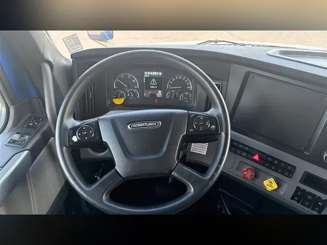 2021 FREIGHTLINER CA126