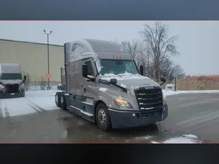 2024 Freightliner Cascadia