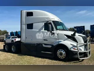 2026 VOLVO VNL64T860