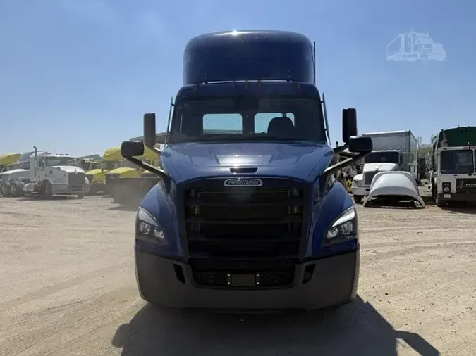 2022 FREIGHTLINER CASCADIA 1166a5f902fb4e6f74b9032e04f12524770