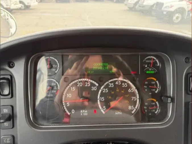 2020 FREIGHTLINER/MERCEDES M2 106