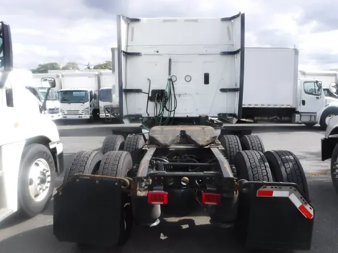 2020 NAVISTAR INTERNATIONAL LT625 SLPR CAB