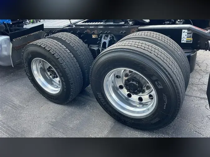 2019 PETERBILT 579