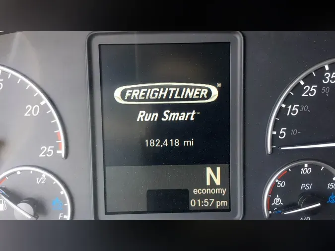2020 Freightliner Cascadia 126