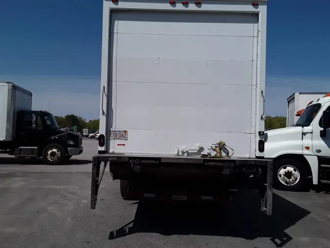 2019 FREIGHTLINER M2 106