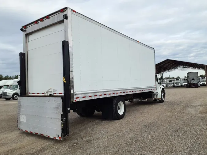 2017 FREIGHTLINER/MERCEDES M2 106