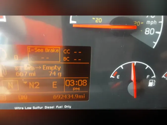 2018 Volvo VNL300