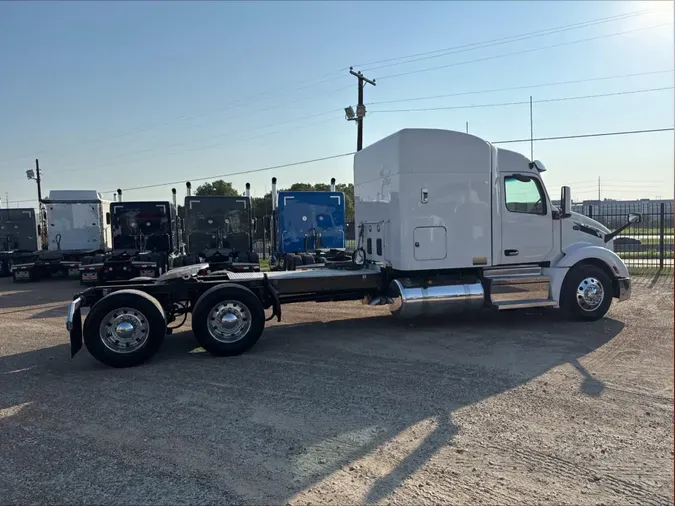 2023 Peterbilt 579