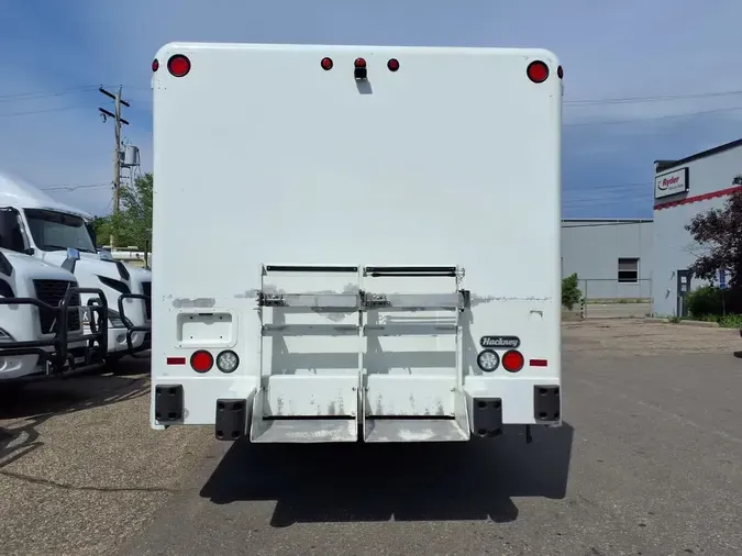 2017 FREIGHTLINER M2 106