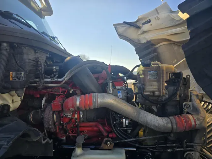 2020 International LT625