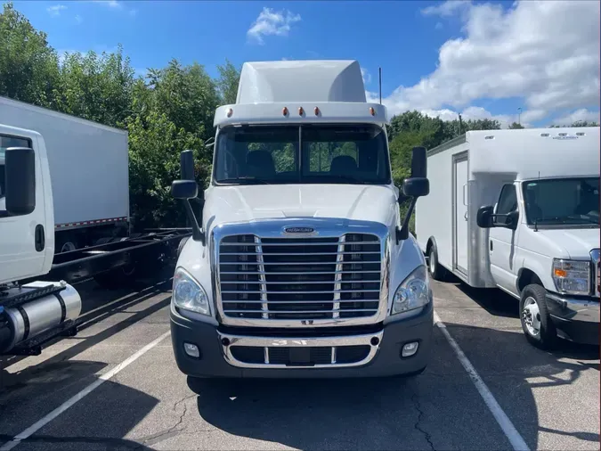 2020 Freightliner Cascadia