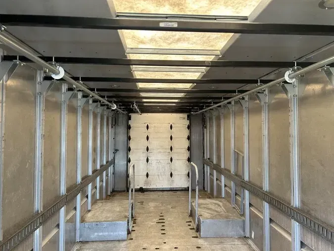 2018 Freightliner MT45