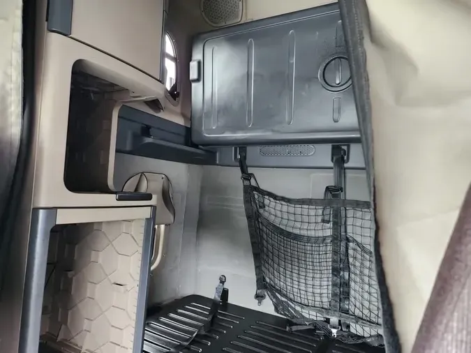 2020 FREIGHTLINER CASCADIA 125