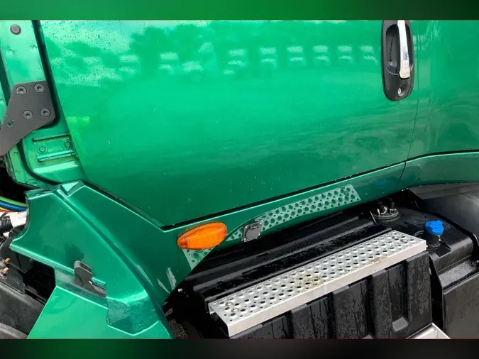 2021 INT LT625 6x4