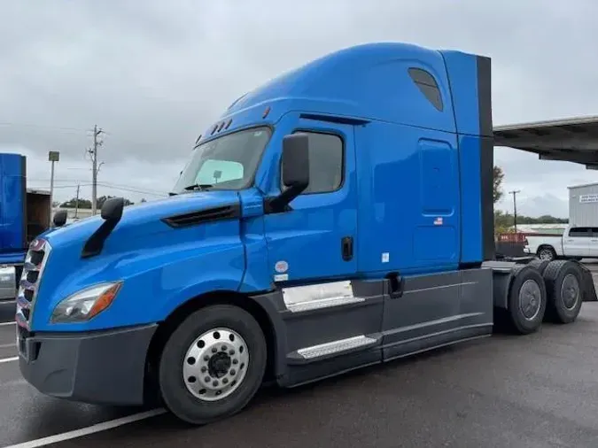 2021 Freightliner Cascadia