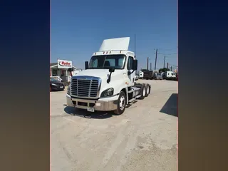 2019 FREIGHTLINER/MERCEDES CASCADIA 125