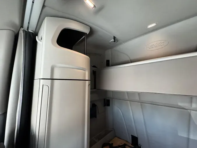 2021 Peterbilt 579