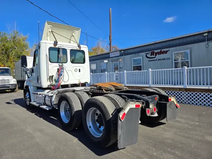 2019 FREIGHTLINER/MERCEDES CASCADIA 1256a964e7fe7492ce17f6ee41ba5fa7dc2